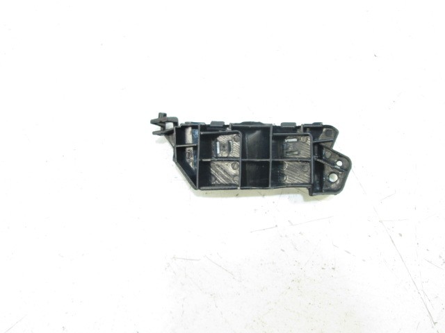 Кронштейн переднего бампера правый для Suzuki SX4 2006-2013 - Фото №1