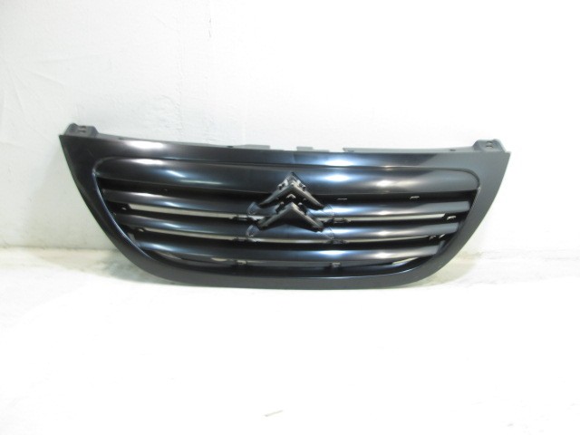 Решетка радиатора для Citroen C3 2002-2009 - Фото №1