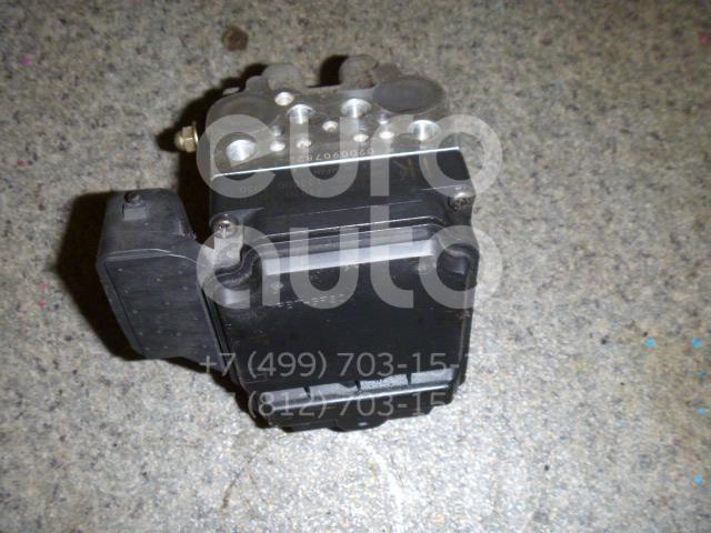 Блок ABS (насос) для Toyota Camry V30 2001-2006 - Фото №1