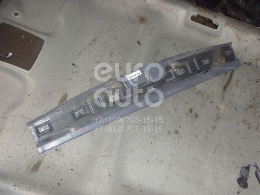 Накладка (кузов внутри) для Chrysler Voyager/Caravan 1996-2001 - Фото №1