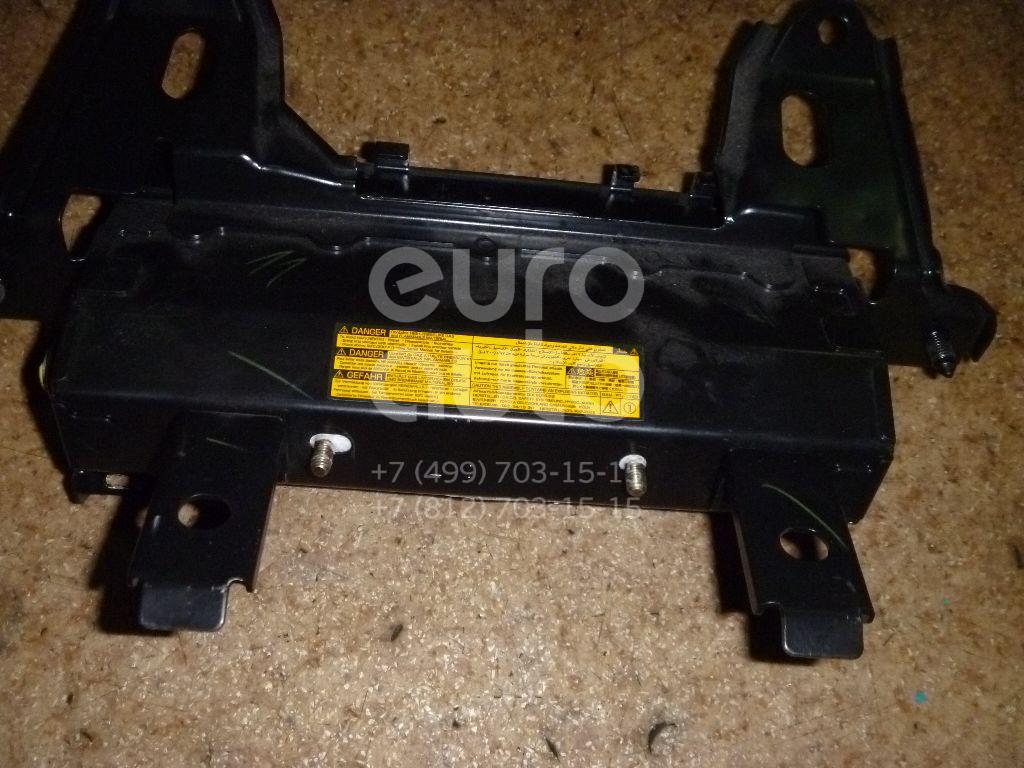 Подушка безопасности нижняя (для колен) для Toyota Avensis II 2003-2008 - Фото №1