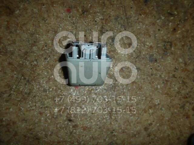 Крючок солнцезащитного козырька для Mercedes Benz W202 1993-2000;A140/160 W168 1997-2004;G-Class W460 1979-1993;W210 E-Klasse 1995-2000;C208 CLK coupe 1997-2002;G-Class W463 1989>;W203 2000-2006;W210 E-Klasse 2000-2002;W211 E-Klasse 2002-2009 - Фото №1