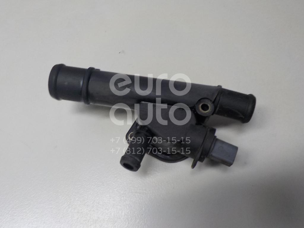 Фланец двигателя системы охлаждения для VW,Audi,Skoda,Seat Transporter T5 2003-2015;A3 (8L1) 1996-2003;Octavia (A4 1U-) 2000-2011;Leon (1M1) 1999-2006;Toledo II 1999-2006;Octavia 1997-2000;Golf IV/Bora 1997-2005;Caddy II 1995-2004;New Beetle 1998-2010 - Фото №1