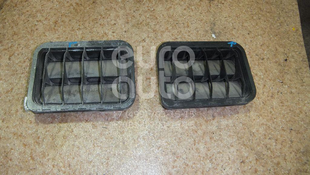 Решетка вентиляционная для Mercedes Benz W203 2000-2006;R171 SLK 2004-2011 - Фото №1