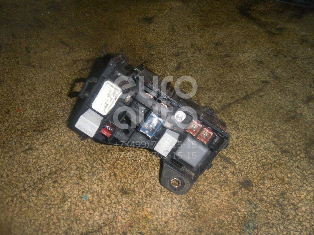 Блок предохранителей для Toyota CorollaVerso 2004-2009 - Фото №1
