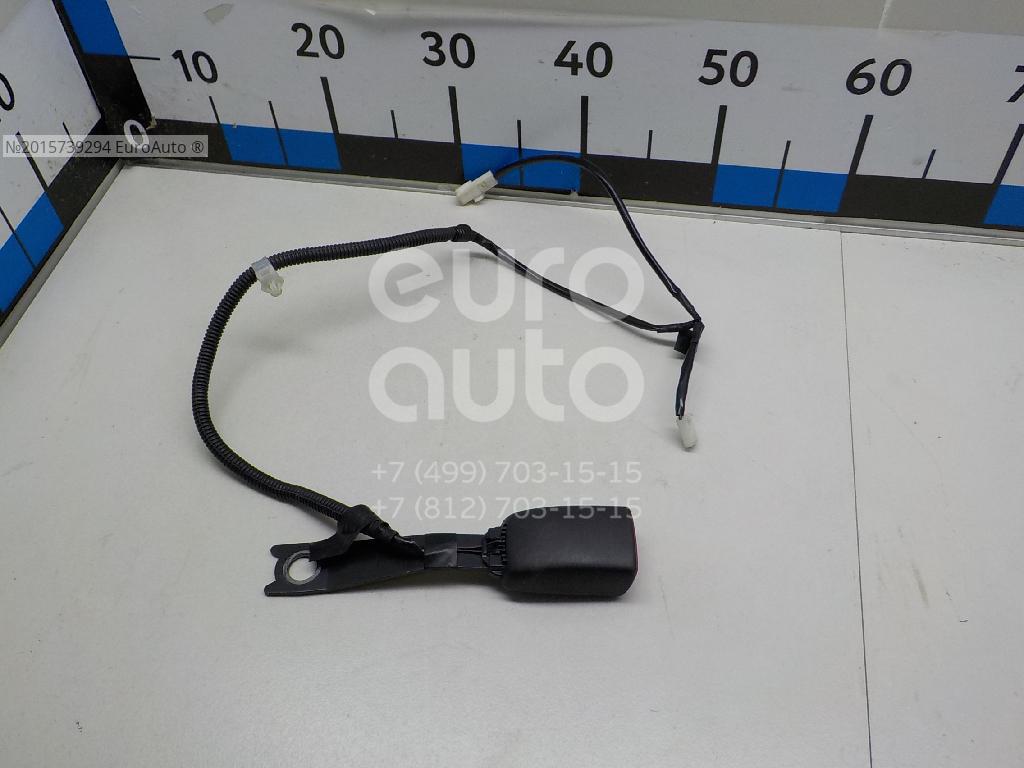 Ответная часть ремня безопасности для Toyota CorollaVerso 2004-2009 - Фото №1