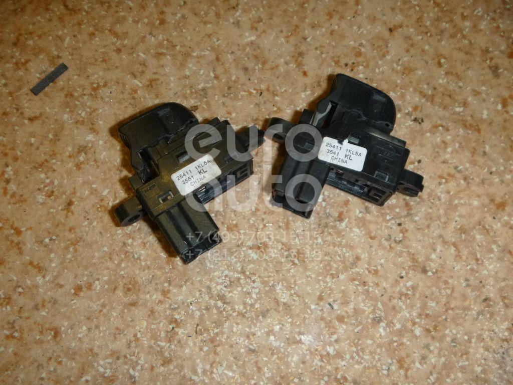 Кнопка стеклоподъемника для Nissan Juke (F15) 2011>;Sentra (B17) 2014> - Фото №1
