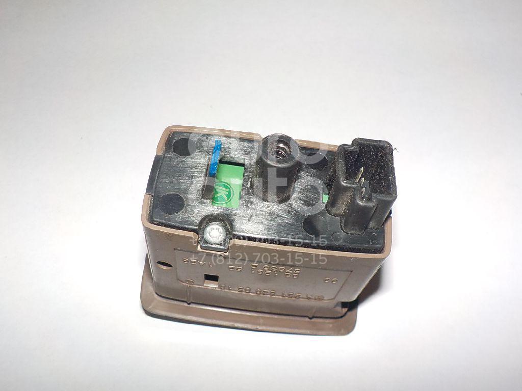 Кнопка стеклоподъемника для Mercedes Benz W251 R-Klasse 2005>;W164 M-Klasse (ML) 2005-2011;A140/160 W169 2004-2012;W245 B-klasse 2005-2011;GL-Class X164 2006-2012 - Фото №1