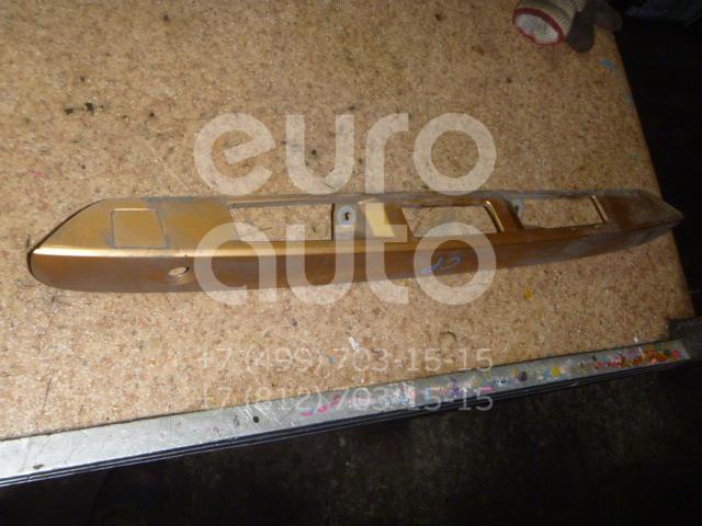Накладка двери багажника для Mazda Premacy (CP) 1999-2004 - Фото №1