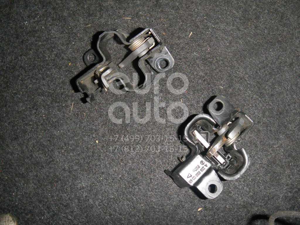 Замок капота для Mercedes Benz W251 R-Klasse 2005>;W203 2000-2006;C209 CLK coupe 2002-2010;W164 M-Klasse (ML) 2005-2011;W211 E-Klasse 2002-2009 - Фото №1