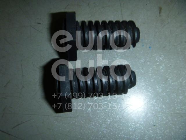 Отбойник капота для Jeep,Chrysler,Dodge Compass (MK49) 2006-2016;Voyager/Caravan (RG/RS) 2000-2008;Cherokee (XJ) 1990-2001;Neon 1999-2005;Voyager/Caravan 1996-2001;Grand Cherokee (WJ, WG) 1999-2004;Pacifica 2003-2008;Caliber 2006-2011 - Фото №1