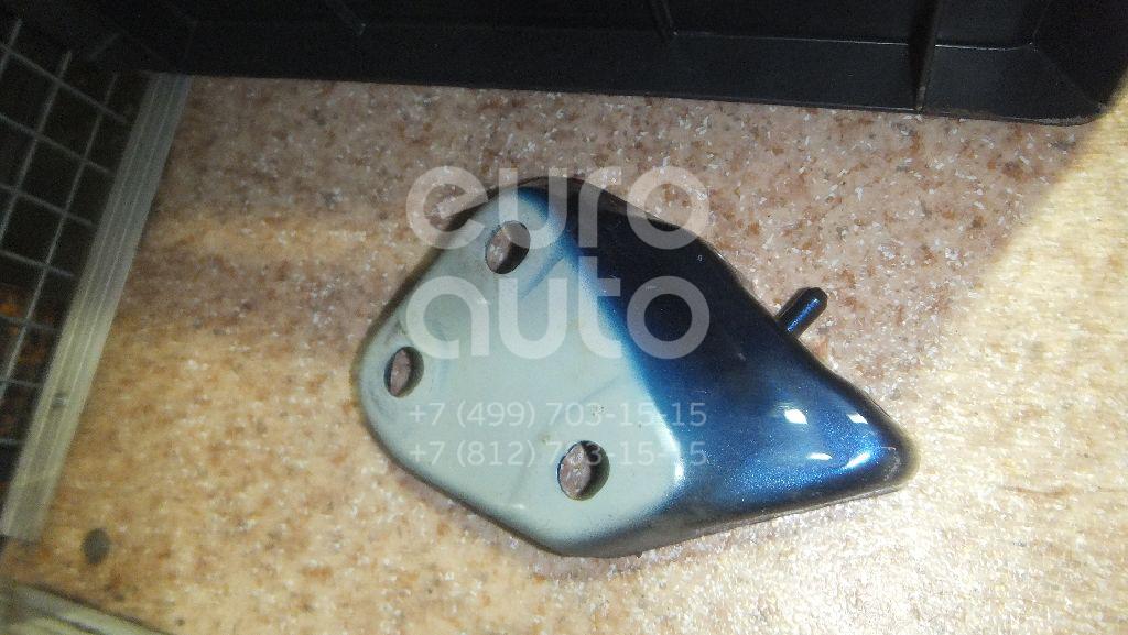 Кронштейн (сопут. товар) для Skoda,Audi,Seat,VW Octavia (A4 1U-) 2000-2011;A3 (8L1) 1996-2003;Leon (1M1) 1999-2006;Toledo II 1999-2006;Octavia 1997-2000;Golf IV/Bora 1997-2005;New Beetle 1998-2010 - Фото №1