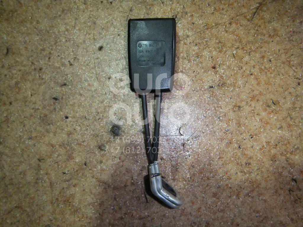 Ответная часть ремня безопасности для Mercedes Benz W219 CLS 2004-2010 - Фото №1