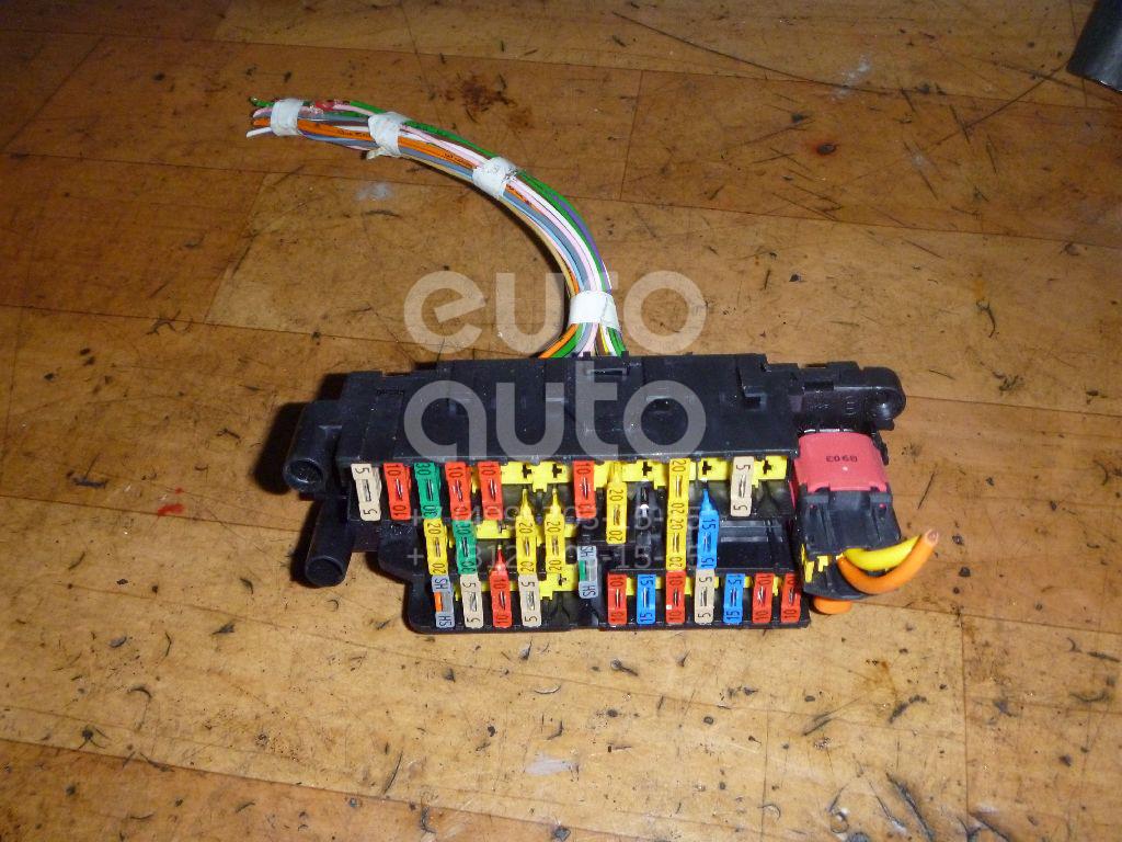 Блок предохранителей для Peugeot 406 1999-2004 - Фото №1