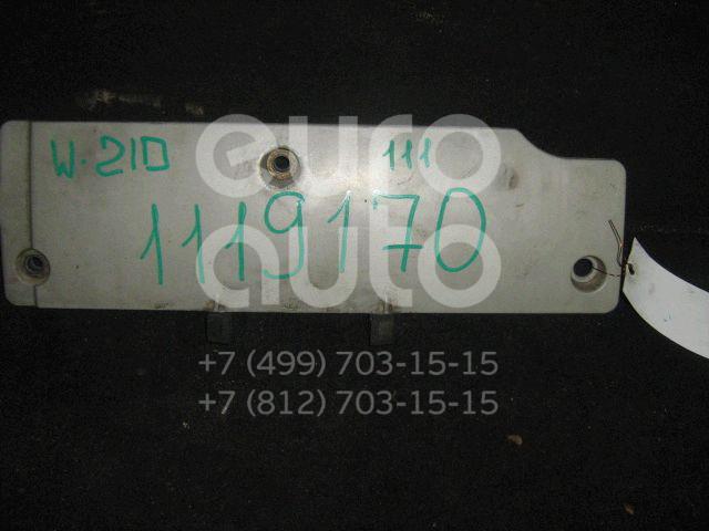 Крышка головки блока (клапанная) для Mercedes Benz W210 E-Klasse 1995-2000;W202 1993-2000;C208 CLK coupe 1997-2002;W210 E-Klasse 2000-2002 - Фото №1