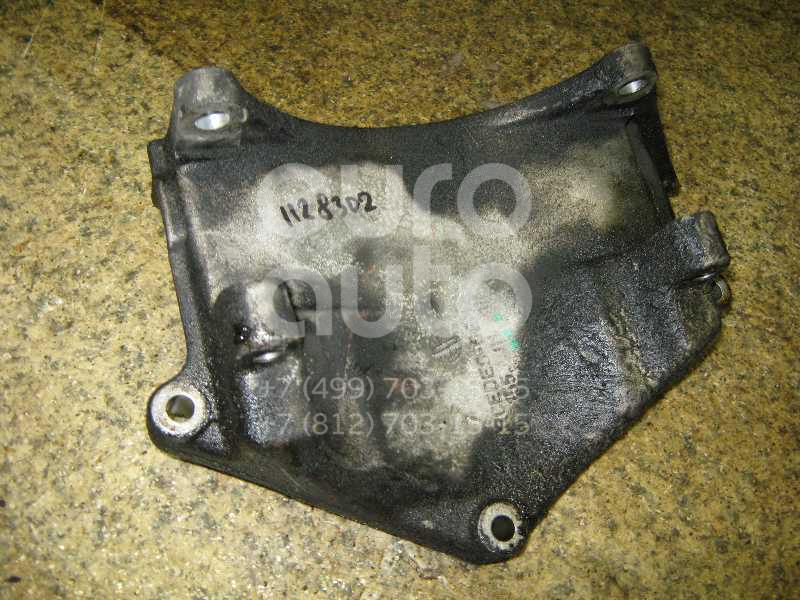 Кронштейн генератора для Mercedes Benz,Ssang Yong W210 E-Klasse 1995-2000;W163 M-Klasse (ML) 1998-2004;W124 1984-1993;W202 1993-2000;W124 E-Klasse 1993-1995;C208 CLK coupe 1997-2002;Korando KJ 1996-2006;W210 E-Klasse 2000-2002;Kyron 2005-2015 - Фото №1