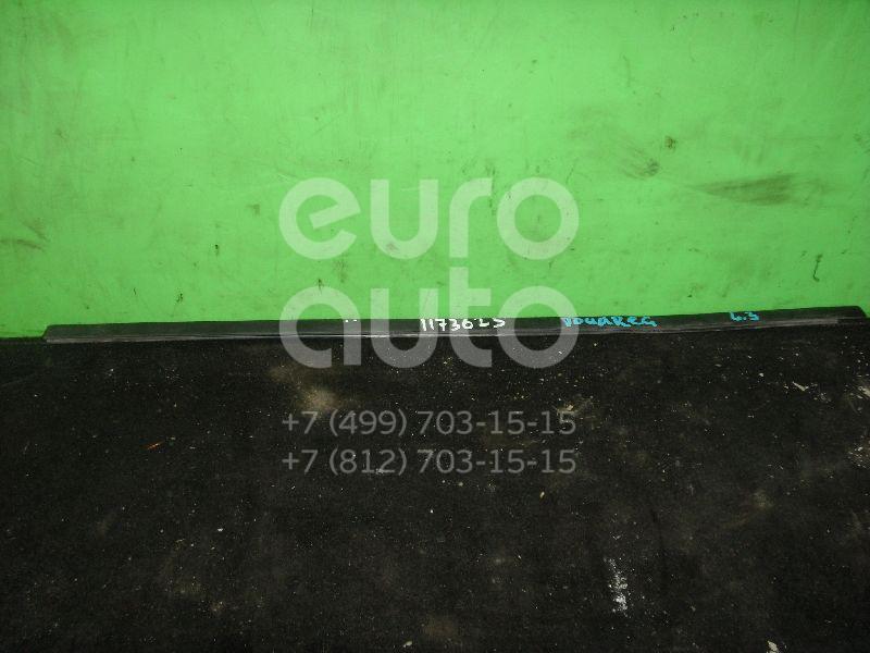 Уплотнитель стекла двери для VW Touareg 2002-2010 - Фото №1