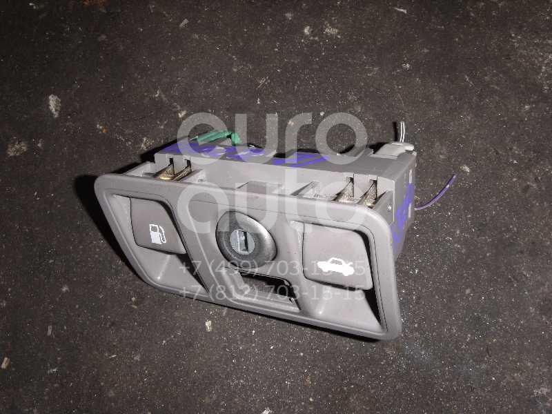 Кнопка открывания багажника для Lexus GS 300/400/430 1998-2004 - Фото №1