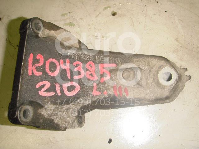 Кронштейн двигателя левый для Mercedes Benz W210 E-Klasse 2000-2002;W202 1993-2000;W210 E-Klasse 1995-2000;C208 CLK coupe 1997-2002 - Фото №1