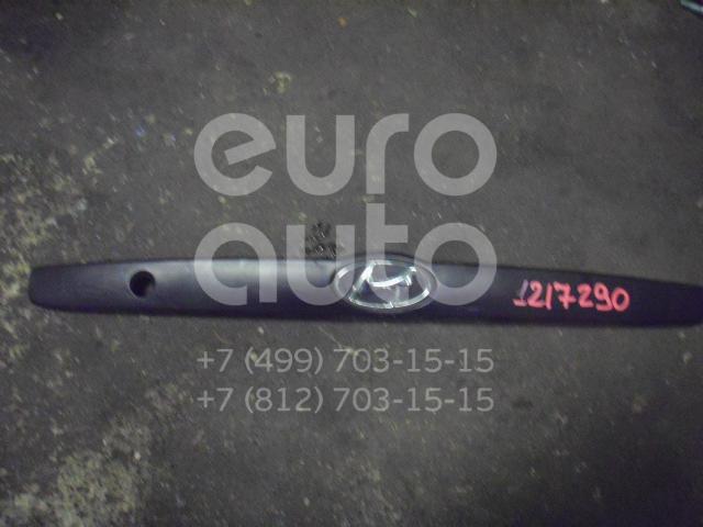 Накладка двери багажника для Hyundai Elantra 2000-2005 - Фото №1