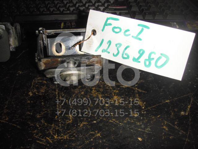 Петля двери багажника для Ford Focus I 1998-2005 - Фото №1
