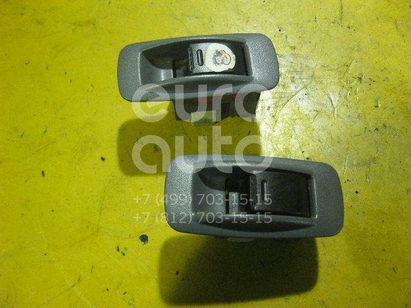 Кнопка стеклоподъемника для Toyota RAV 4 2000-2005;Echo 1999-2005;RAV 4 1994-2000;Corolla E10 1992-1997;HiAce H100 1995-2004;Camry V30 2001-2006;Gaia 1998-2003;Yaris 1999-2005;Picnic (XM10) 1996-2001;Camry V20 1996-2001 - Фото №1
