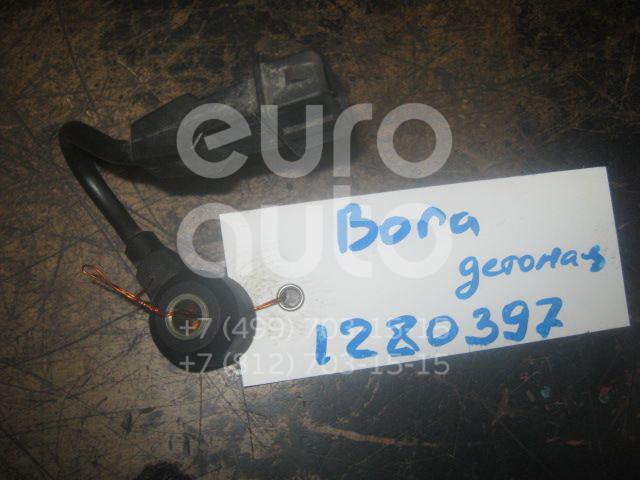 Датчик детонации для VW,Audi,Seat,Skoda Golf IV/Bora 1997-2005;A3 (8L1) 1996-2003;TT(8N) 1998-2006;Leon (1M1) 1999-2006;Toledo II 1999-2006;Octavia 1997-2000;Ibiza III 1999-2002;Cordoba 1999-2002 - Фото №1