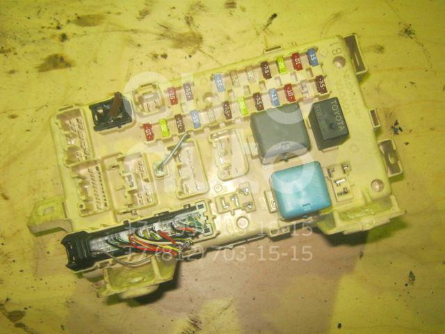 Блок предохранителей для Toyota Avensis II 2003-2008 - Фото №1
