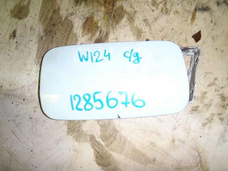 Лючок бензобака для Mercedes Benz W124 1984-1993;W124 E-Klasse 1993-1995 - Фото №1