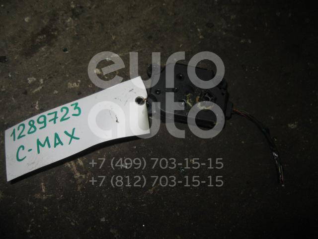 Моторчик заслонки отопителя для Ford C-MAX 2003-2010;Focus II 2005-2008;Fusion 2002-2012;Fiesta 2001-2008;Galaxy 2006-2015;S-MAX 2006-2015;Mondeo IV 2007-2015;Focus II 2008-2011;Kuga 2008-2012;Fiesta 2008>;Focus III 2011> - Фото №1
