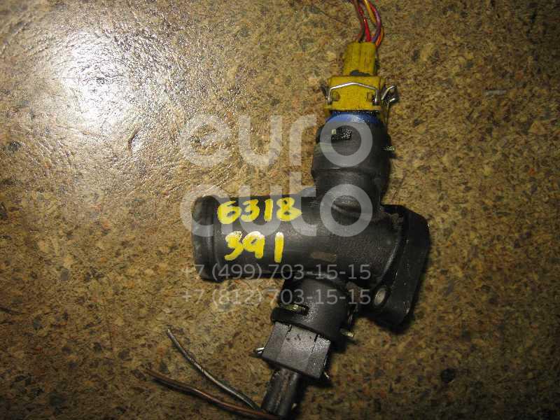 Фланец двигателя системы охлаждения для VW,Audi Transporter T4 1991-1996;TT(8N) 1998-2006;LT II 1996-2006;Transporter T4 1996-2003 - Фото №1