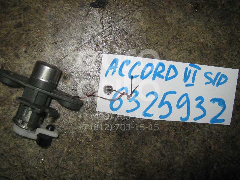 Вставка замка багажника для Honda Accord VI 1998-2002 - Фото №1