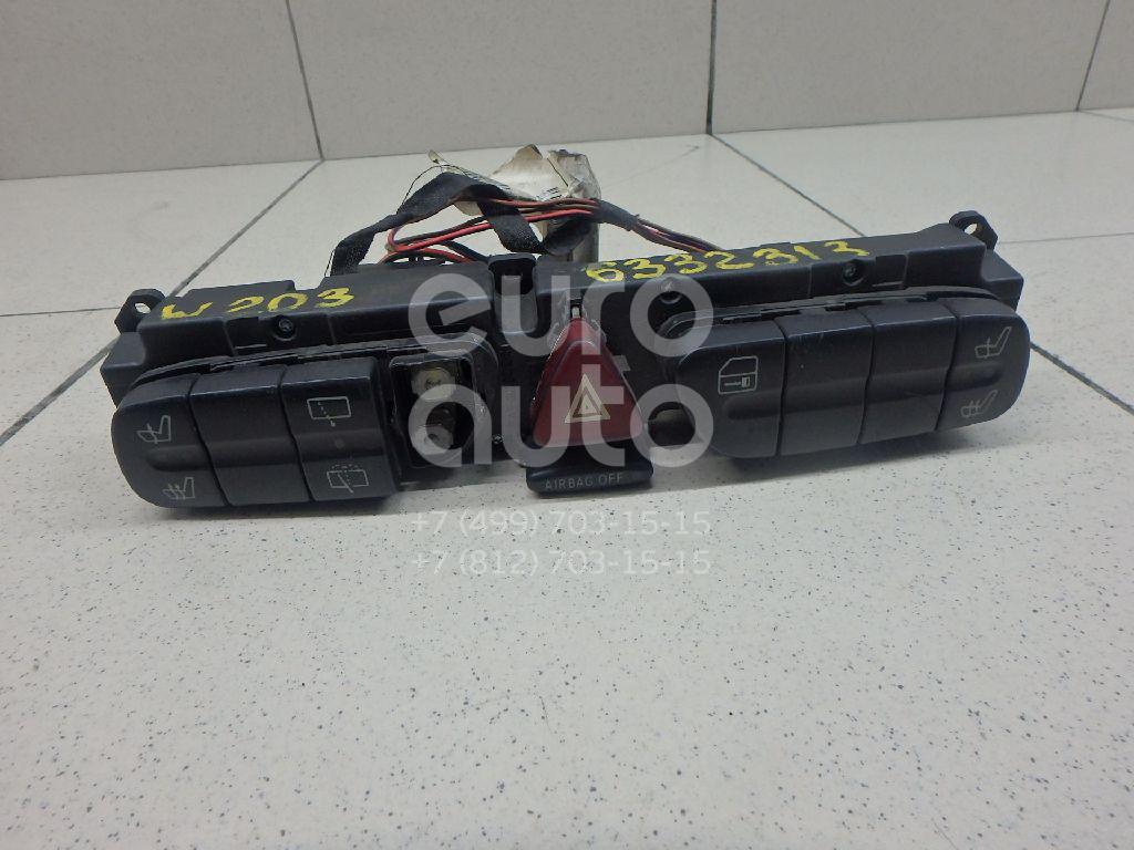 Кнопка аварийной сигнализации для Mercedes Benz W203 2000-2006 - Фото №1