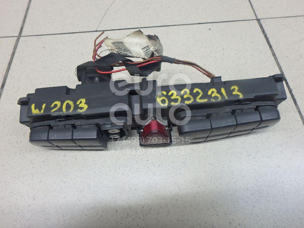 Кнопка аварийной сигнализации для Mercedes Benz W203 2000-2006 - Фото №1