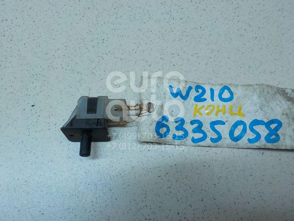Выключатель концевой для Mercedes Benz W210 E-Klasse 2000-2002;A140/160 W168 1997-2004;W202 1993-2000;W220 1998-2005;W203 2000-2006;W211 E-Klasse 2002-2009;A140/160 W169 2004-2012 - Фото №1