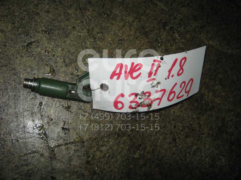 Форсунка инжекторная электрическая для Toyota Avensis II 2003-2008;Avensis I 1997-2003;Corolla E11 1997-2001;Celica (ZT23#) 1999-2005;RAV 4 2000-2005;Corolla E12 2001-2006;Matrix 2001-2008 - Фото №1