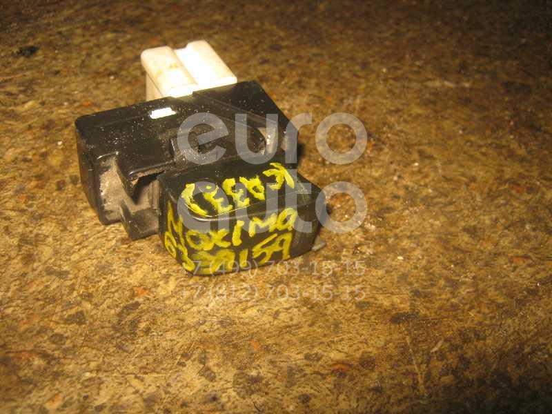 Кнопка стеклоподъемника для Nissan Maxima (A33) 2000-2005 - Фото №1