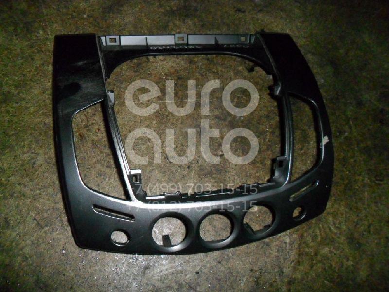 Накладка (кузов внутри) для Mitsubishi L200 (KB) 2006-2016 - Фото №1