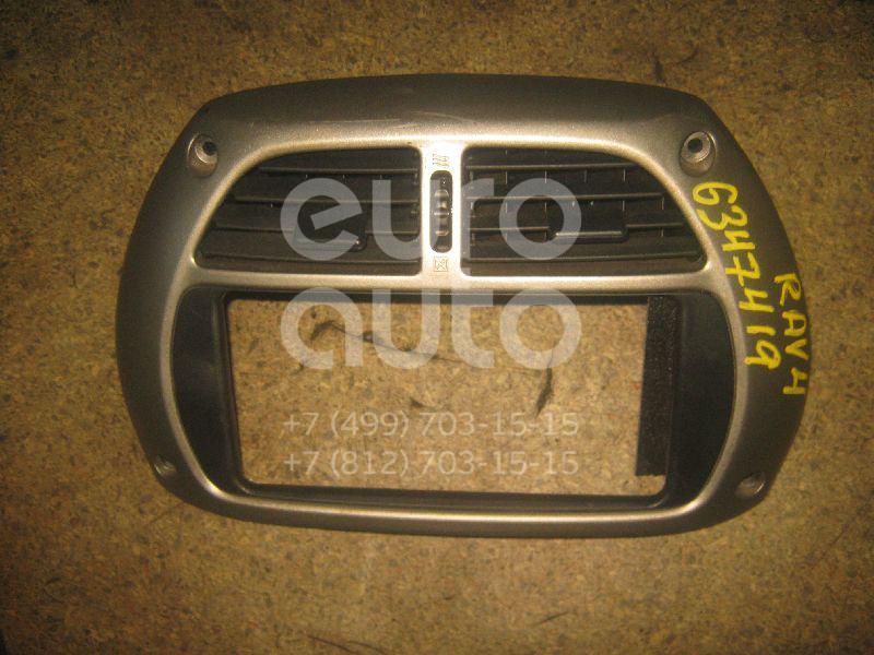 Рамка магнитолы для Toyota RAV 4 2000-2005 - Фото №1
