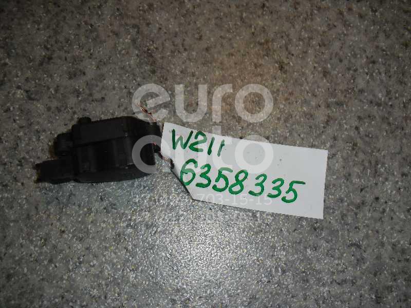 Моторчик заслонки отопителя для Mercedes Benz W211 E-Klasse 2002-2009;W203 2000-2006 - Фото №1