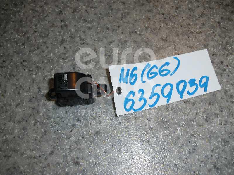 Кнопка стеклоподъемника для Mazda Mazda 6 (GG) 2002-2007;Premacy (CP) 1999-2004;626 (GF) 1997-2002;Demio 2000>;MPV II (LW) 1999-2006;B-серия (UN) 1999-2006;323 (BJ) 1998-2003 - Фото №1