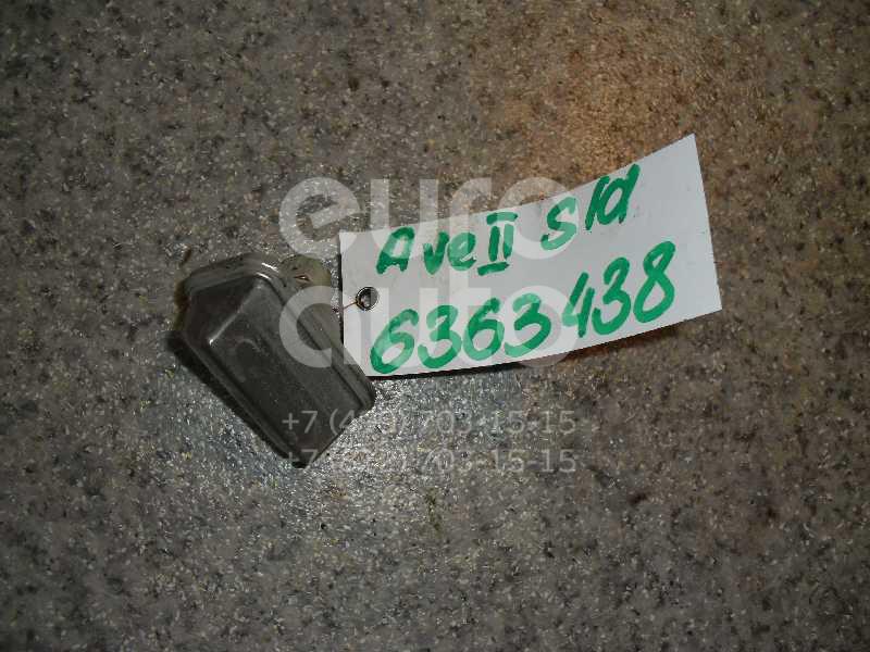 Фонарь подсветки номера для Toyota Avensis II 2003-2008 - Фото №1