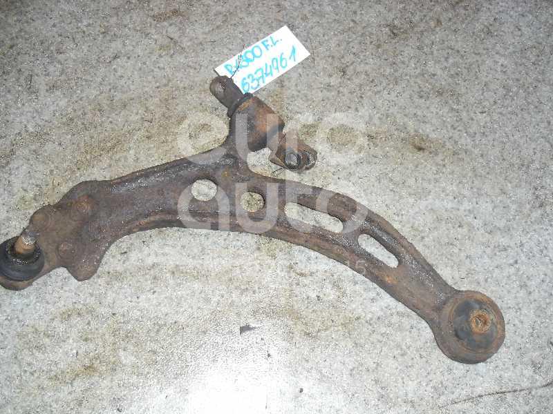 Рычаг передний нижний левый для Lexus RX 300 1998-2003 - Фото №1