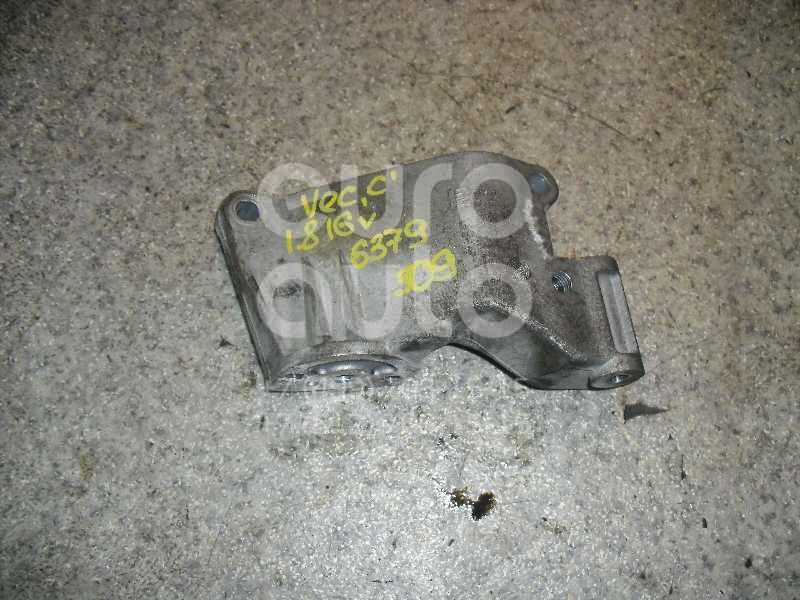 Кронштейн генератора для Opel Vectra C 2002-2008;Astra G 1998-2005;Tigra 1994-2000;Corsa B 1993-2000;Astra H / Family 2004-2015;Meriva 2003-2010;Zafira A (F75) 1999-2005;Corsa C 2000-2006;Zafira B 2005-2012 - Фото №1