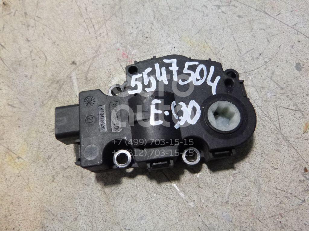 Моторчик заслонки отопителя для BMW 3-серия E90/E91 2005-2012;1-серия E87/E81 2004-2011;X5 M F85 2013>;X5 E70 2007-2013;X6 E71 2008-2014;3-серия E92/E93 2006-2012;X1 E84 2009-2015;Z4 E89 2009-2016;X3 F25 2010>;1-серия E82/E88 2007-2013 - Фото №1