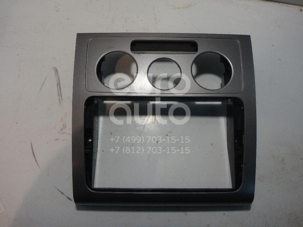 Рамка магнитолы для VW Touran 2003-2010 - Фото №1