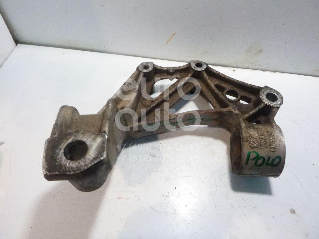 Кронштейн переднего рычага для VW,Skoda,Seat Polo 2001-2009;Fabia 1999-2006;Ibiza V 2008>;Fabia 2007-2015;Roomster 2006-2015;Cordoba 2003-2008;Ibiza IV 2002-2008;Polo (HB) 2009> - Фото №1