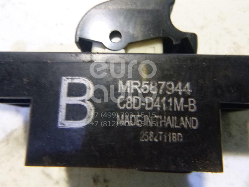 Кнопка стеклоподъемника для Mitsubishi ASX 2010-2016;Colt (Z3) 2003-2012;Pajero/Montero III (V6, V7) 2000-2006;Lancer (CS/Classic) 2003-2008;Lancer (CX,CY) 2007>;Pajero/Montero IV (V8, V9) 2007>;Outlander XL (CW) 2006-2012 - Фото №1