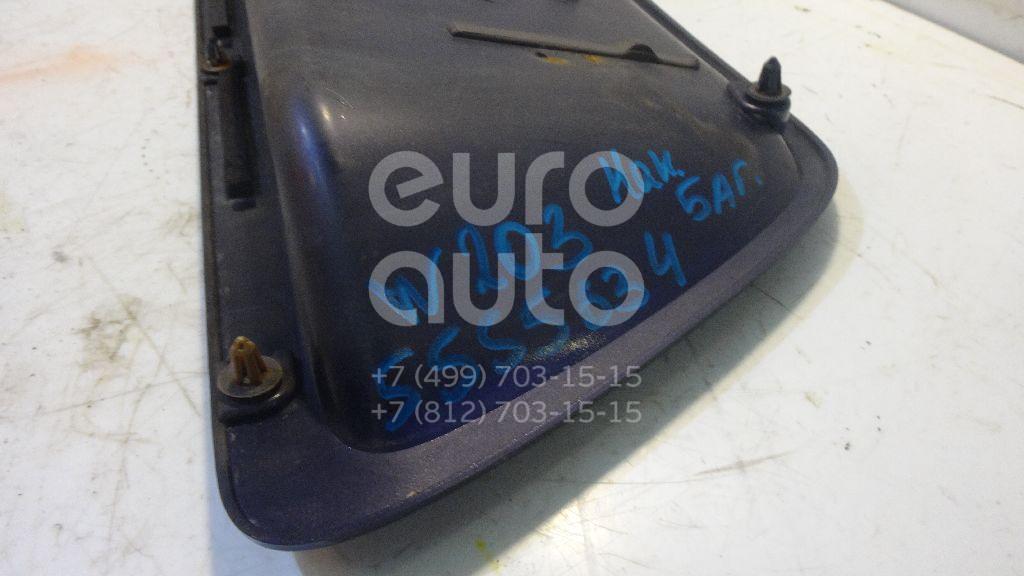 Накладка двери багажника для Mercedes Benz W203 2000-2006 - Фото №1