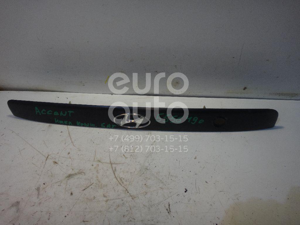 Накладка крышки багажника для Hyundai Accent II (+ТАГАЗ) 2000-2012 - Фото №1